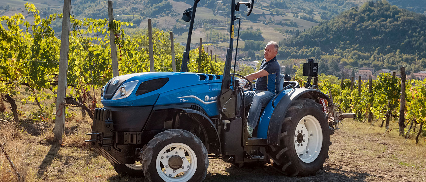 Η New Holland παρουσιάζει τα νέα ειδικά τρακτέρ T4 FNV