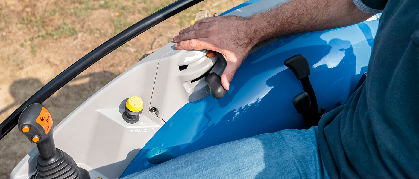 Η New Holland παρουσιάζει τα νέα ειδικά τρακτέρ T4 FNV