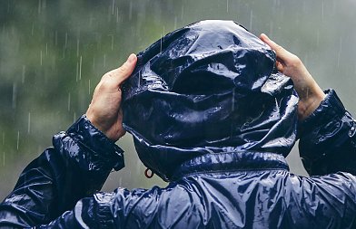 Βροχές και καταιγίδες τοπικά ισχυρές θα έχουμε το επόμενο διήμερο, ποιες περιοχές θα πλήξουν τα έντονα καιρικά φαινόμενα