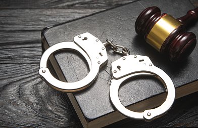 Επιχείρηση της αστυνομίας στην Κρήτη, με 15 συλλήψεις για εγκληματική οργάνωση με ψευδείς δηλώσεις ΟΣΔΕ