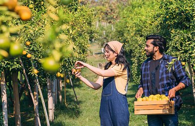 Στην Βουλή νομοσχέδιο για νόμιμη μετανάστευση, φέρνει αλλαγές στην μετάκληση και αυτόματη ανανέωση αδειών διαμονής