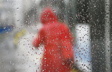 Έκτακτο Δελτίο της ΕΜΥ για βροχές και καταιγίδες, ποιες περιοχές θα πλήξουν