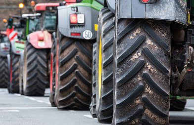 Ποια μπλόκα δεν θα συμμετάσχουν στην συνάντηση με τον Πρωθυπουργό, τι απαντά η κυβέρνηση