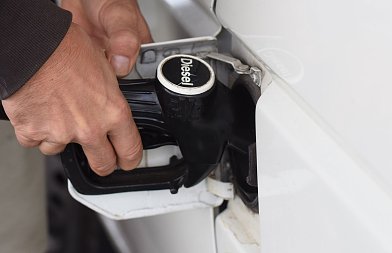 Αφορολόγητο πετρέλαιο στην αντλία και πρόσθετη στήριξη ζητούν οι αγρότες για να καλύψουν το αυξημένο κόστος παραγωγής