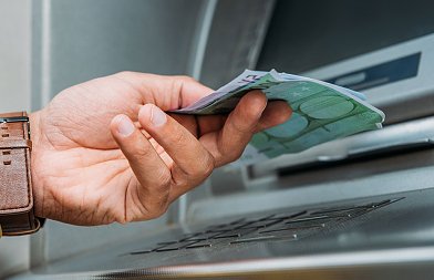 Ποιοι θα δουν χρήματα από ΑΑΔΕ έως τέλη Μαΐου, στο ΦΕΚ ο καθορισμός ενίσχυσης για τα Οικολογικά Σχήματα