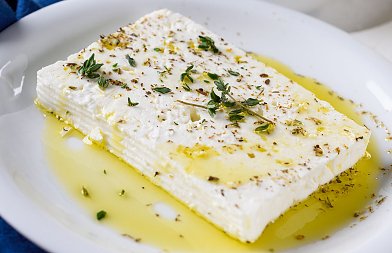 Προσπάθησαν «κύκλοι της ΕΕ» να παρουσιάσουν σε διεθνή έκθεση τροφίμων «μαϊμού» φέτα και ελληνικού τύπου γιαούρτι