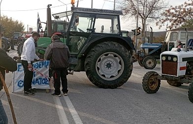 Πανελλαδική σύσκεψη των μπλόκων, στις 4 Ιανουαρίου, στα Μάλγαρα
