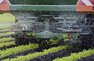 15% επιδότηση στα λιπάσματα μέχρι Αύγουστο αλλά ακόμη κλειστή η πλατφόρμα, ψίχουλα η ενίσχυση για την ουρία