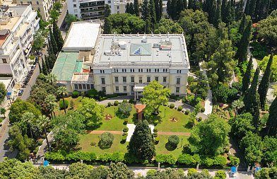 Μια επιτροπή από μπλόκα και μια από κτηνοτρόφους μελισσοκόμους και αλιείς θα συναντήσει ο πρωθυπουργός