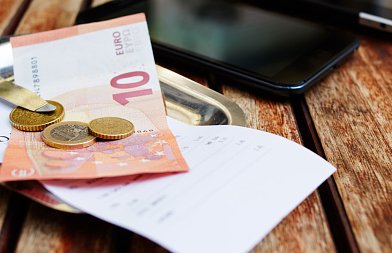 Σχοινάς από Καβάλα: Έρχονται αποζημιώσεις για πλημμύρες στα Τενάγη Φιλίππων και για ζημιές λόγω περονόσπορου στα σταφύλια