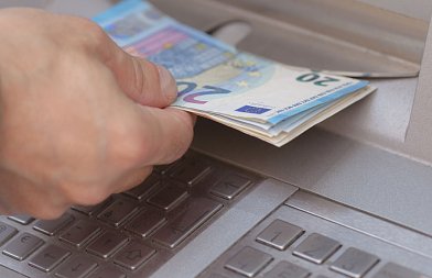 Τι πληρώνει ο e-ΕΦΚΑ και η ΔΥΠΑ αυτή την εβδομάδα 3–7/11;