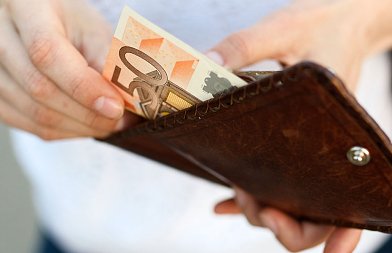 Η Κομισιόν ανακοίνωσε μέτρα στήριξης για τα λιπάσματα, μέχρι πότε θα πληρωθούν προκαταβολές τσεκ