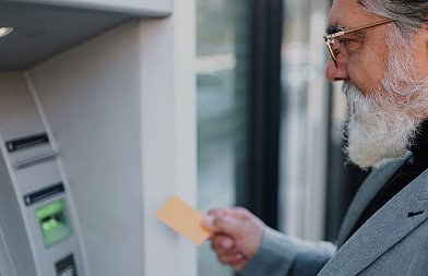 Πότε γίνονται οι πληρωμές των συντάξεων του Ιανουαρίου από τον ΕΦΚΑ