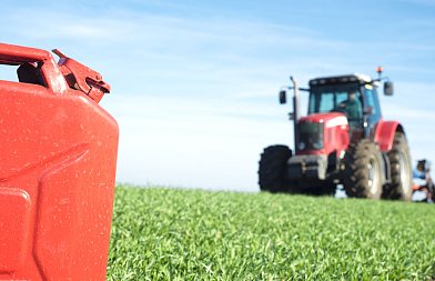 Δελτίο στο ντίζελ μελετά η ΕΕ και μιλά για «παρατεταμένο» ενεργειακό σοκ λόγω πολέμου στην Μέση Ανατολή