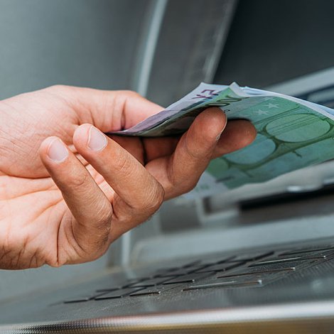 Πότε πληρώνει η ΑΑΔΕ τις οφειλές του 2025, πότε θα δώσει προκαταβολή βασικής του 2026, τι σχεδιάζει για ελέγχους ζωικού κεφαλαίου