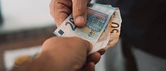 Πότε πληρώνονται οι συντάξεις του Σεπτεμβρίου και τι άλλες πληρωμές έγιναν από τον ΕΦΚΑ
