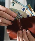 Τι πληρώνει η ΑΑΔΕ μέχρι τέλος του έτους, πρώτα δίνει εξοφλήσεις παλαιότερων ετών και μετά προκαταβολές και εξοφλήσεις 2026