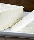 ΥπΑΑΤ: Έφτασαν τους 500 τόνους οι διακινήσεις ώριμων τυριών από τη Λέσβο μετά τη μερική άρση των περιορισμών