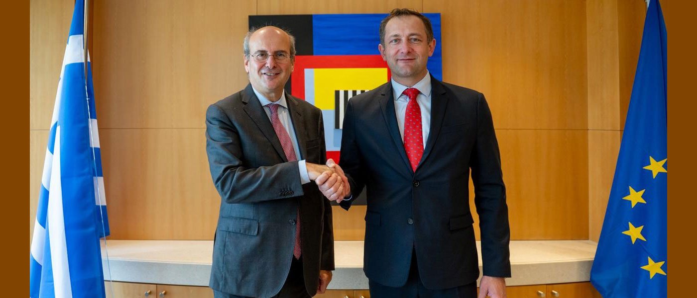 Ο Αντιπρόεδρος της Κυβέρνησης, κ. Κωστής Χατζηδάκης, και ο Ευρωπαίος Επίτροπος Γεωργίας και Τροφίμων, κ. Κριστόφ Χάνσεν, συναντήθηκαν χτες στην Αθήνα.