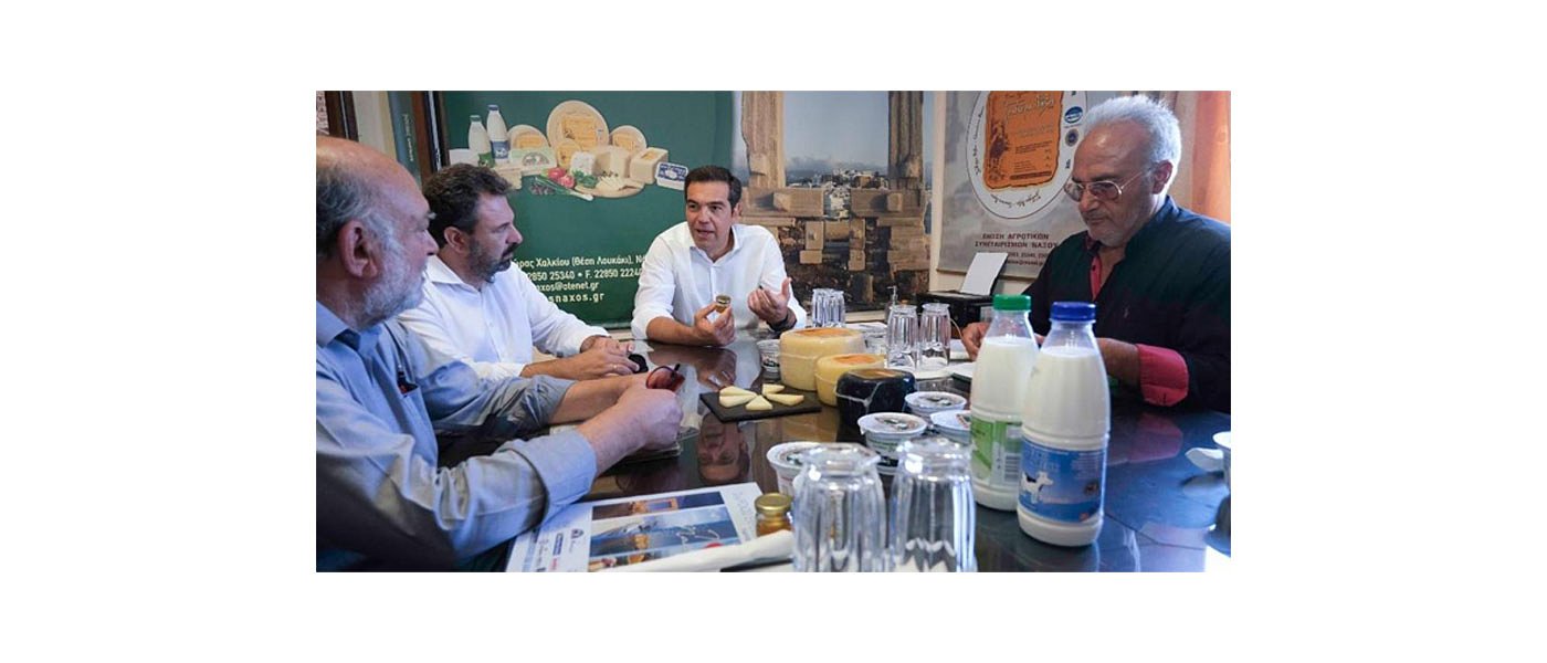 Τσίπρας από Νάξο: Ζήτησε έκτακτη ενίσχυση 80 εκατ. ευρώ στους κτηνοτρόφους και στήριξη συνεταιρισμών