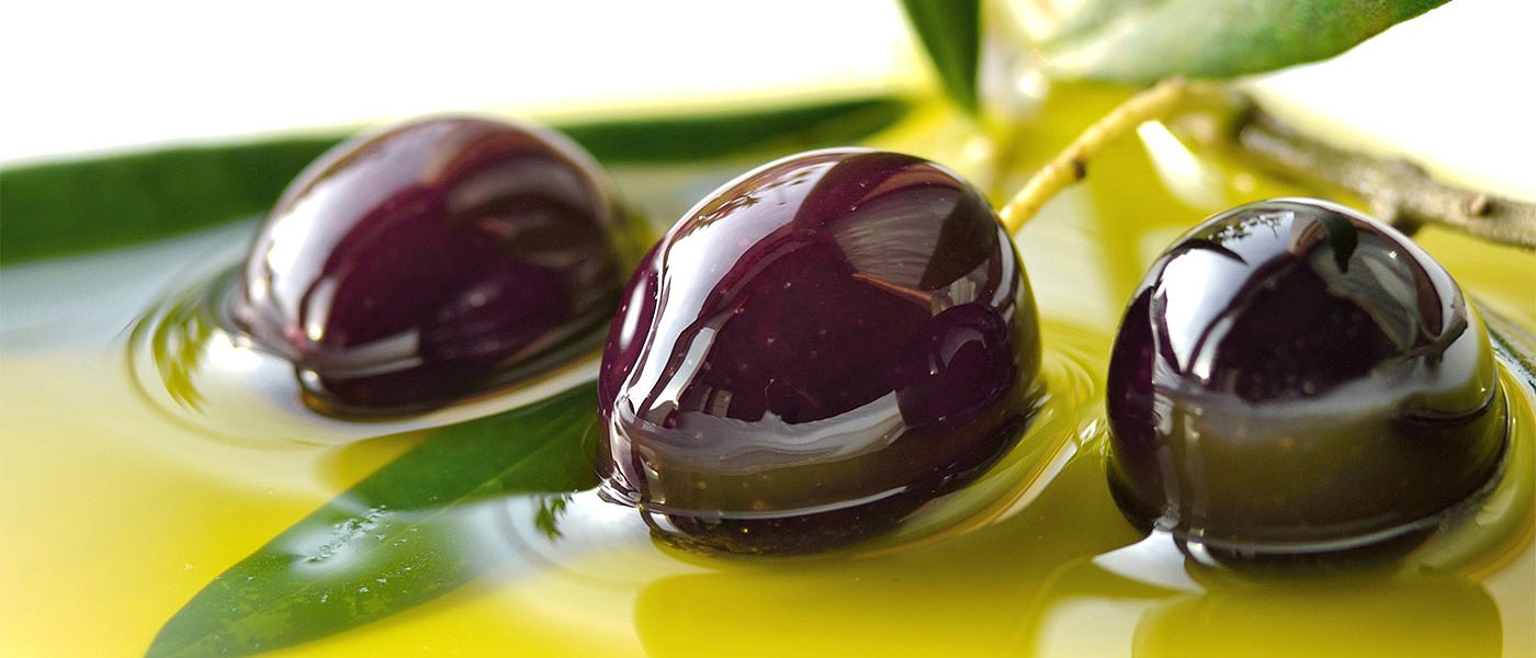 Ξεκίνησε η συγκομιδή Καλαμών, με 200άρι 1,60 ευρώ πάνε στο ελαιοτριβείο για 8 ευρώ το κιλό