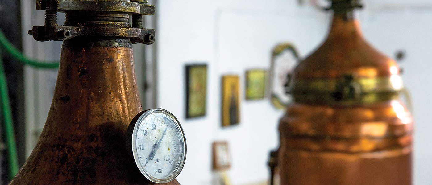 Οδηγίες ΑΑΔΕ για παραγωγή τσίπουρου, στα κάγκελα οι παραγωγοί ζητούν 4 διήμερα