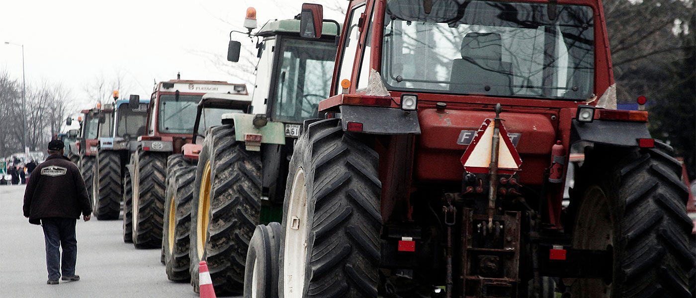 Ο νέος χρόνος έρχεται με τρακτέρ στους δρόμους