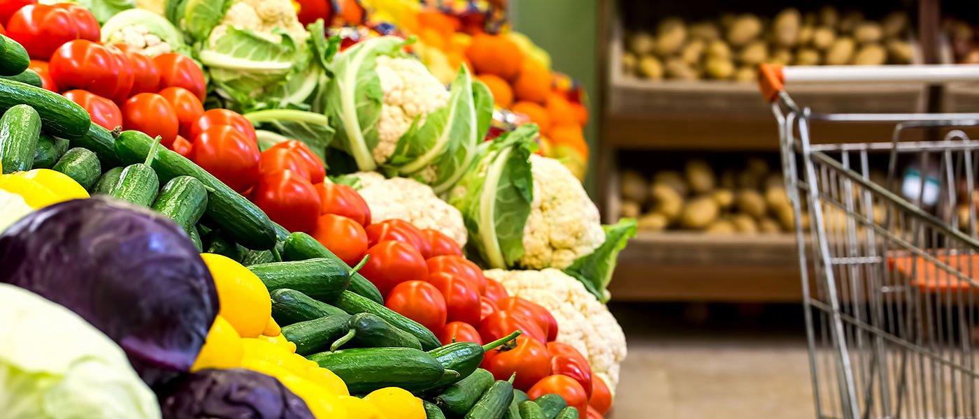 Όριο 3% στο πιστωτικό τιμολόγιο βάζει στα σούπερ μάρκετ ο Σκρέκας, ποια προϊόντα αφορά