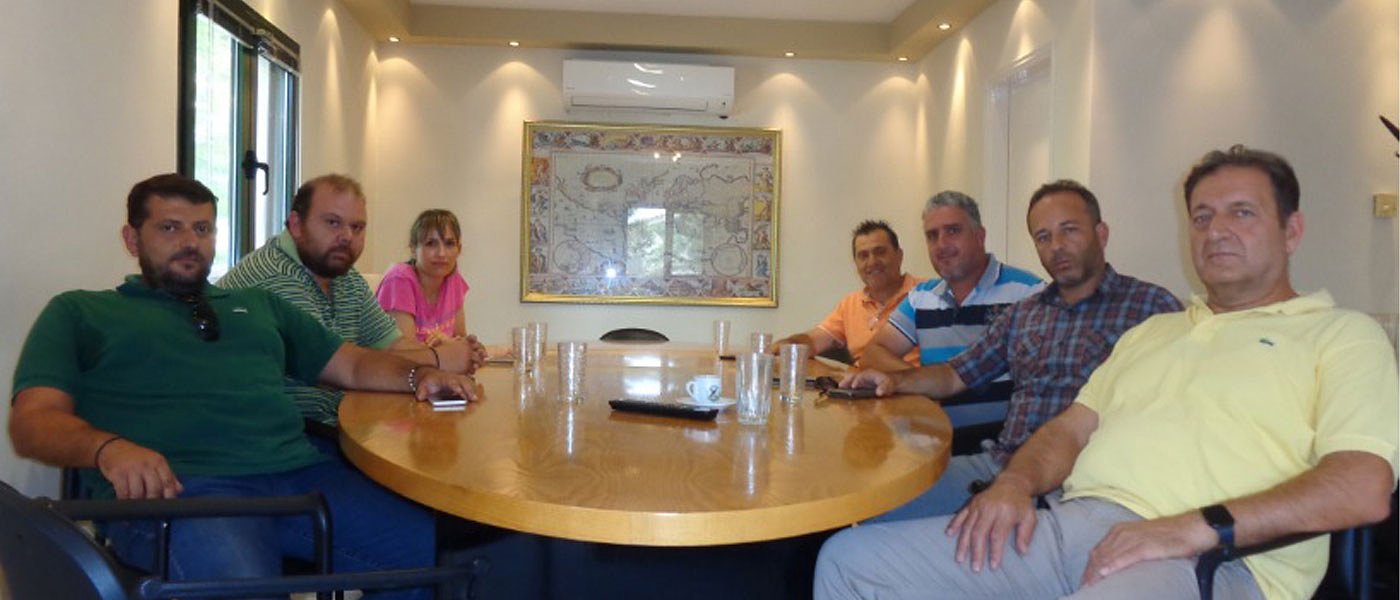 Συμπύρηνο ροδάκινο: Μειωμένες φέτος όλες οι κύριες ποικιλίες, τιμές ζητούν οι παραγωγοί 