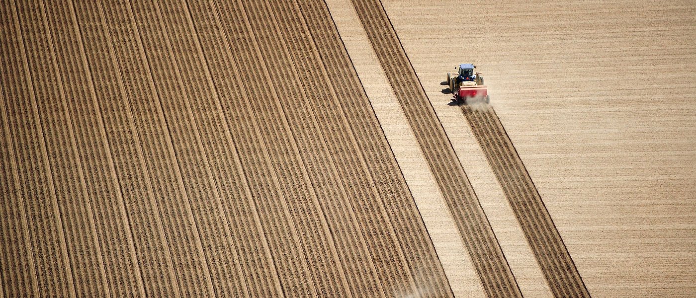 Η άρση των περιορισμών εκτοξεύει την τιμή του πετρελαίου κίνησης, σε αδιέξοδο οι αγρότες