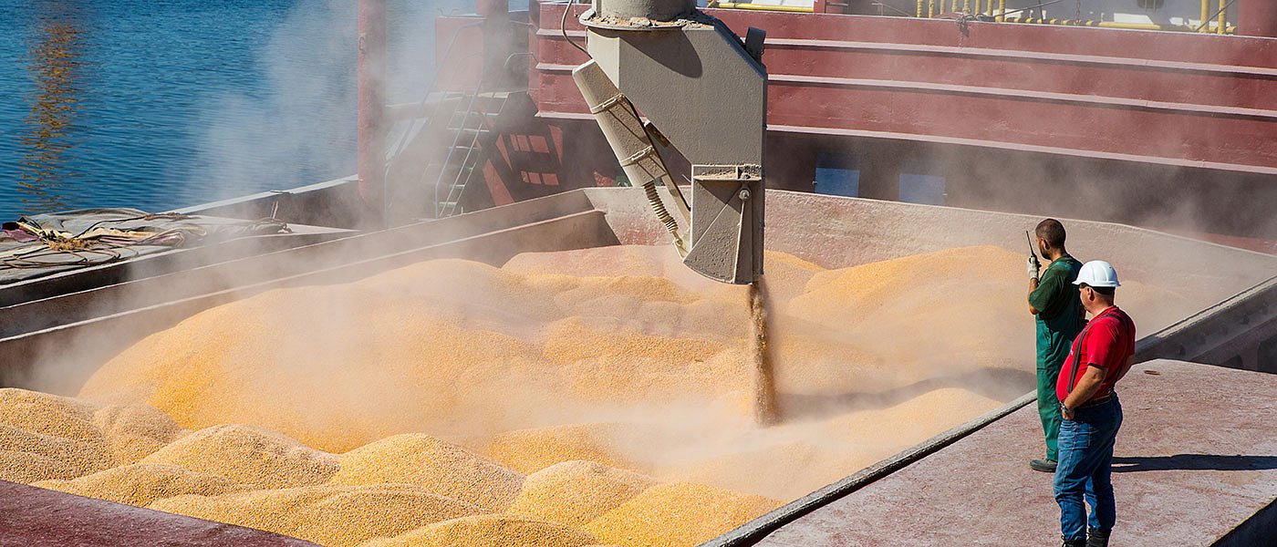 Κλειστά λιμάνια στην Μαύρη Θάλασσα, στη Βουλγαρία 25 ευρώ ο τόνος πάνω το καλαμπόκι