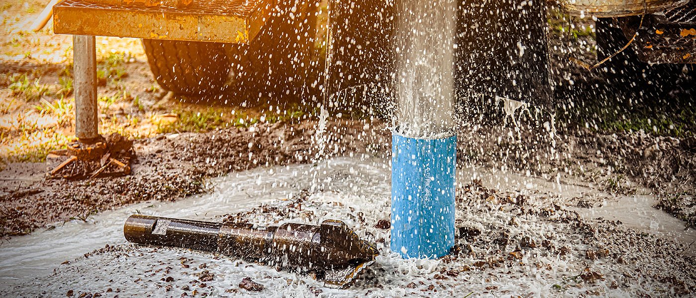 Βήμα-βήμα η διαδικασία για μια γεώτρηση με το... κλειδί στο χέρι