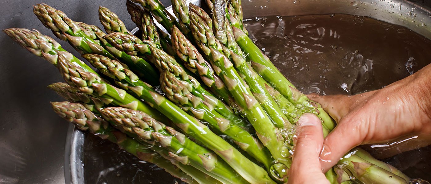 Σπαράγγι: Καλές τιμές στις πρώτες κοπές, ανησυχία για το εργατικό λόγω Ουκρανίας