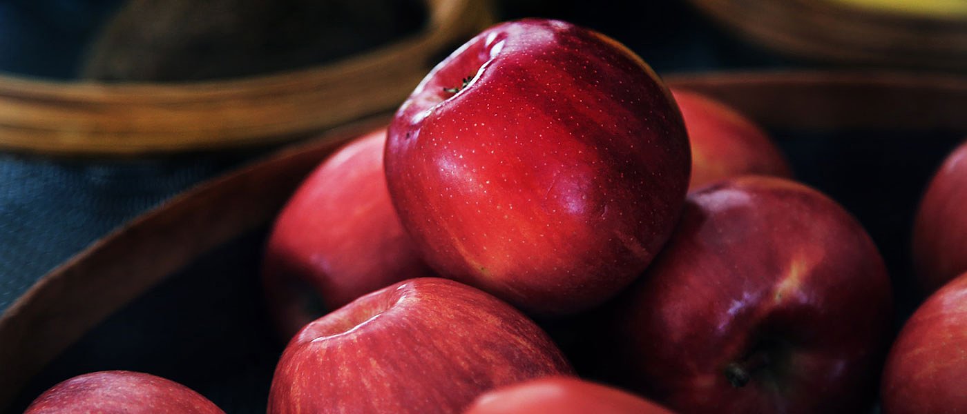 Με την πλάτη στον τοίχο και οι μηλοπαραγωγοί της Καστοριάς