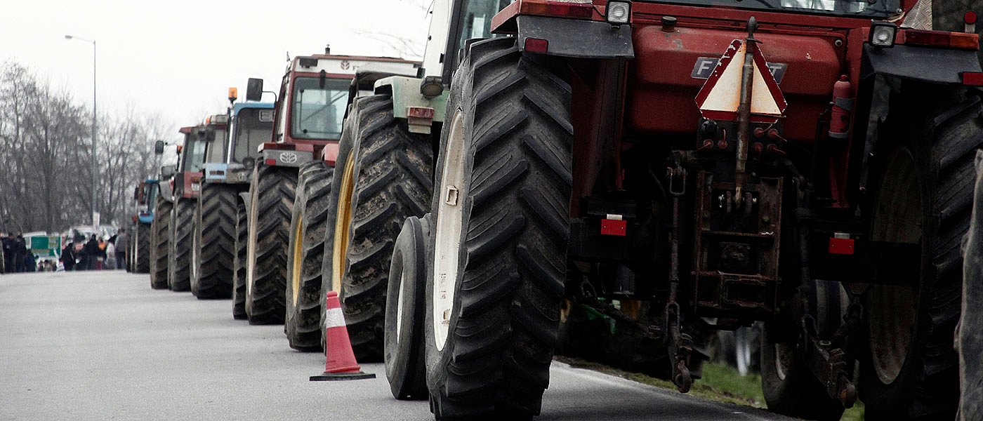 Ραντεβού στο Παλαμά δίνουν τα μπλόκα, θα αποφασίσουν για συνάντηση στο ΥπΑΑΤ