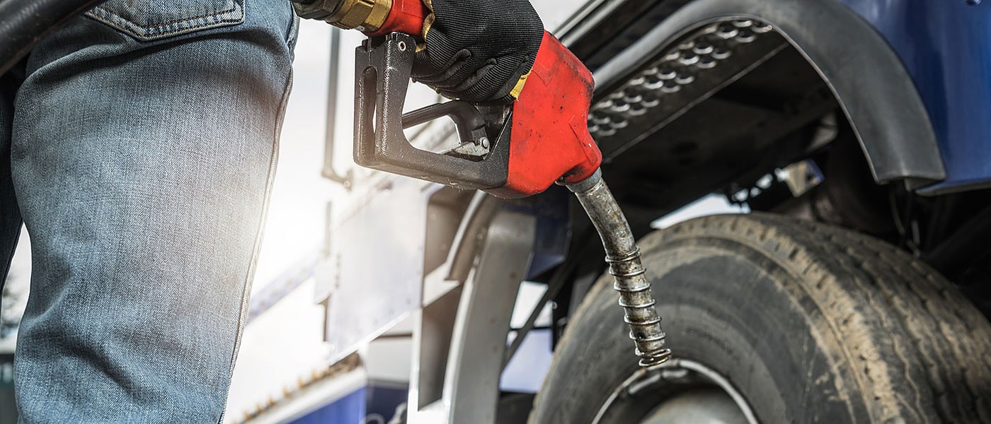 Στη Βουλή η επιστροφή ΕΦΚ πετρελαίου σε αγρότες, θα αφορά όλο το 2023