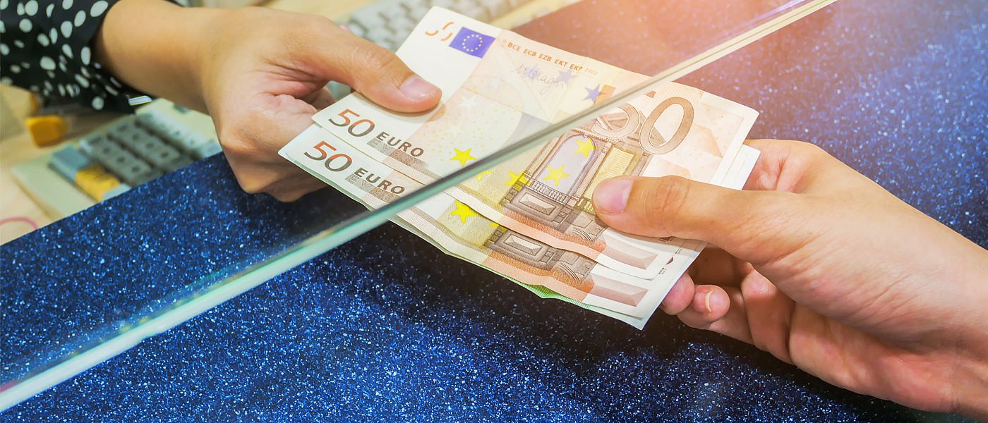 Στο ΦΕΚ η διαδικασία πληρωμής ανειλημμένων υποχρεώσεων για ενεργητική προστασία και μέτρα βιοασφάλειας