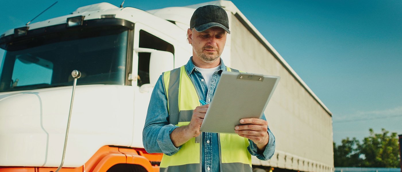 Aυστηρότερους τελωνειακούς ελέγχους στις εισαγωγές προϊόντων από τρίτες χώρες ζητά η Κομισιόν