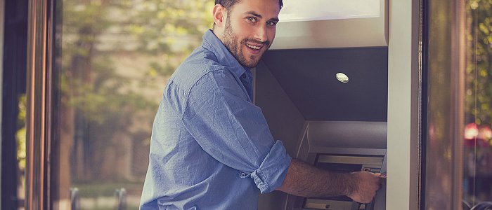 Επιδόματα ύψους 179.946.340 ευρώ καταβάλλονται από τον ΟΠΕΚΑ σε 593.210 δικαιούχους