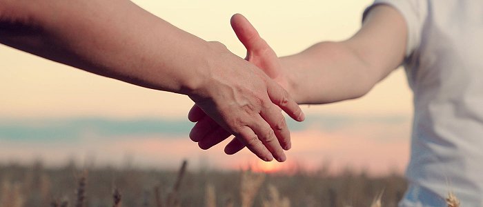 Συμβόλαιο ή Ρίσκο; Όλα Όσα Πρέπει να Ξέρει ο Αγρότης πριν Υπογράψει