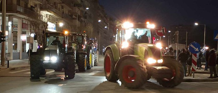 Μετά τις διαμαρτυρίες Ευρωπαίων αγροτών η EE «παγώνει» την εμπορική συμφωνία με Mercosur