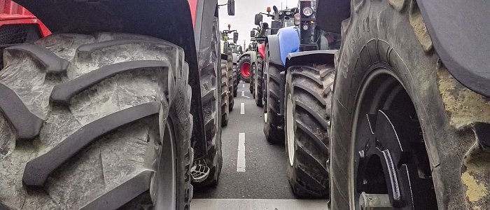 Νέα σύσκεψη αγροτών στη Νίκαια, στο τραπέζι κάθοδος στην Αθήνα ή συλλαλητήριο στην Θεσσαλονίκη