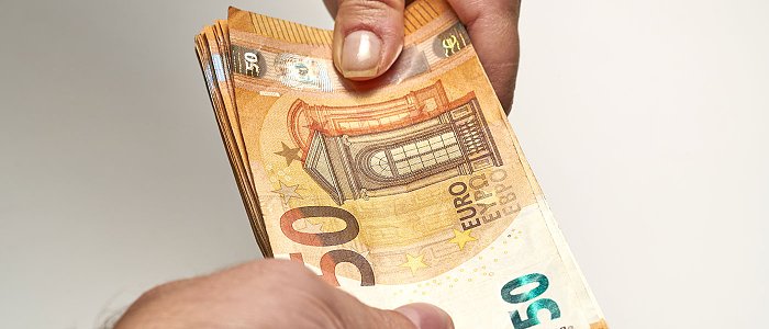 «Σε μια εβδομάδα πληρώνουμε 500 εκ. ευρώ στους παραγωγούς», λέει ο Τσιάρας, τι αφορούν