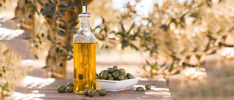 Επίσημες προβλέψεις Κομισιόν για παραγωγή και αποθέματα ελαιολάδου περιόδου 2025/2026, γιατί έχουμε μειωμένο εμπορικό ενδιαφέρον