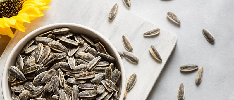 Ολοκληρώνεται ο ηλίανθος με χαμηλές αποδόσεις και τιμή 40 λεπτά, έλλειψη ρευστότητας «φρενάρει» σπορές στα σιτάρια