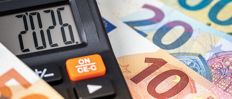 Ο Σχοινάς ανοίγει «Διάλογο με την Παραγωγή», υπόλοιπα 2025 πληρώνει η ΑΑΔΕ τον Οκτώβριο