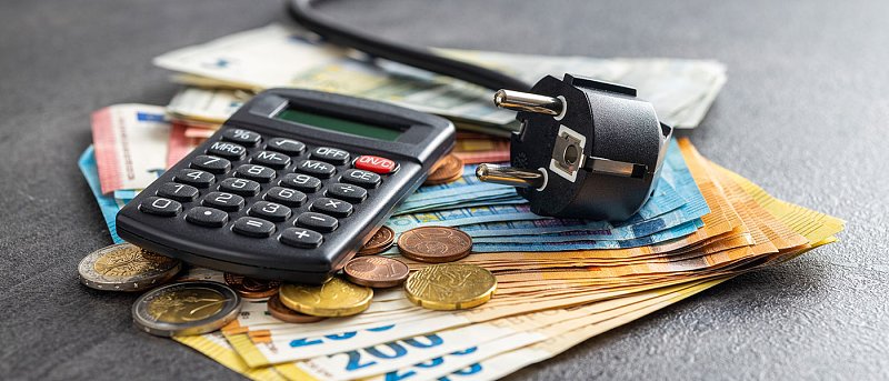 Ξεκίνησαν αιτήσεις για επιδότηση ρεύματος σε επιχειρήσεις, τα ποσά ενίσχυσης