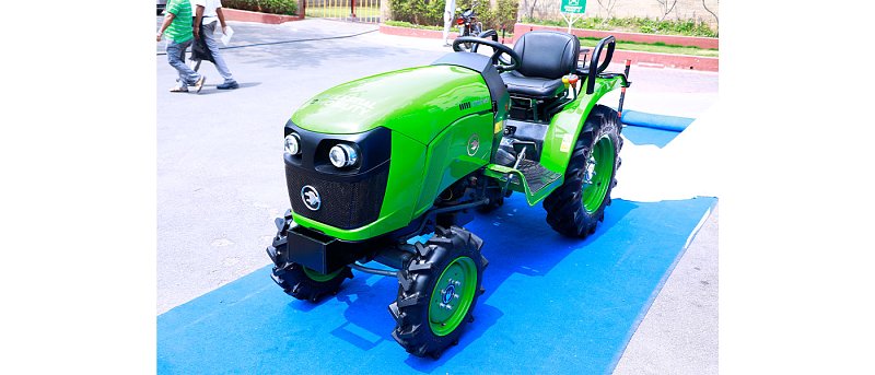 Electric tractors with long battery life from Cellestial E-mobility