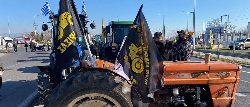 Κινητοποίηση αγροτών με τρακτέρ στο κέντρο της Λάρισας, ποια τα αιτήματά τους