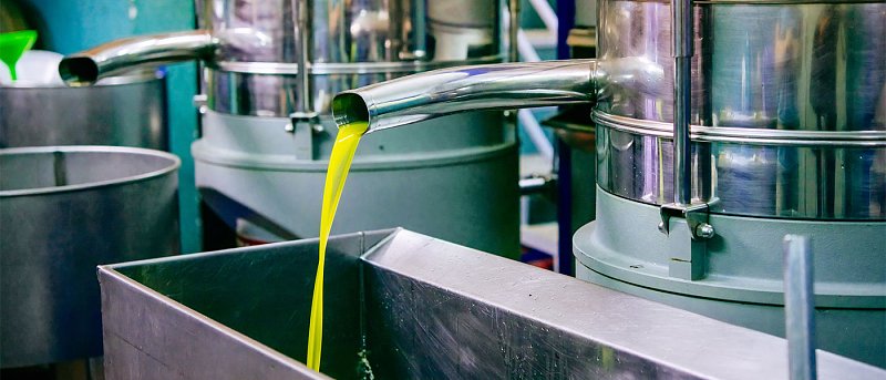 Που κυμαίνονται οι τιμές ελαιολάδου στην χώρα μας, προβληματισμός για εισαγωγές από Τυνησία, οι τιμές στην Ισπανία